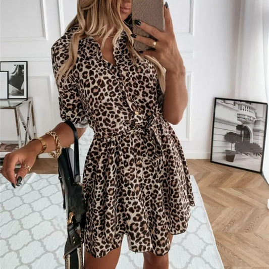ModeParisienne® comfortabel zomerjurk met luipaardprint en omslagkraag